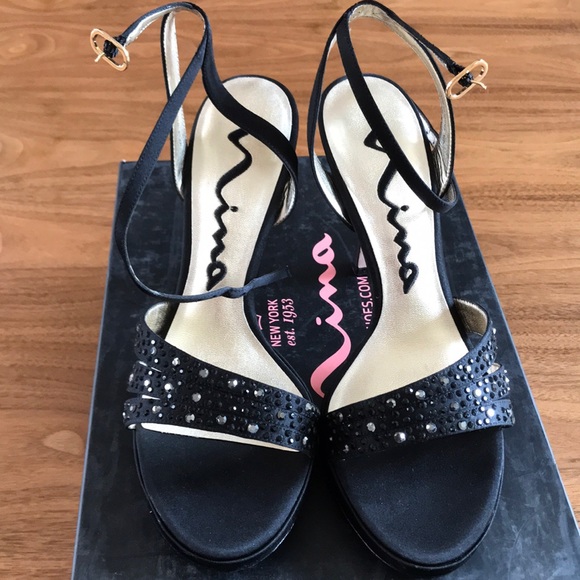 New Nina leather sandals size 8 - Picture 1 of 7